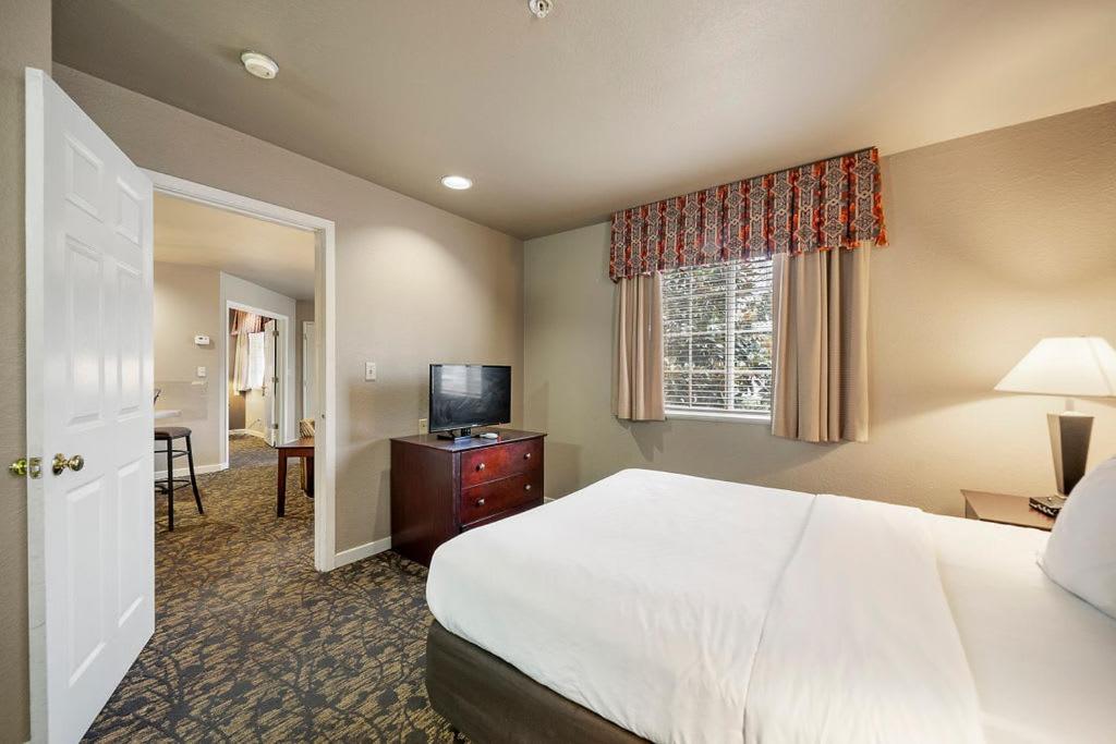The 505 Collection Buckhead 3*